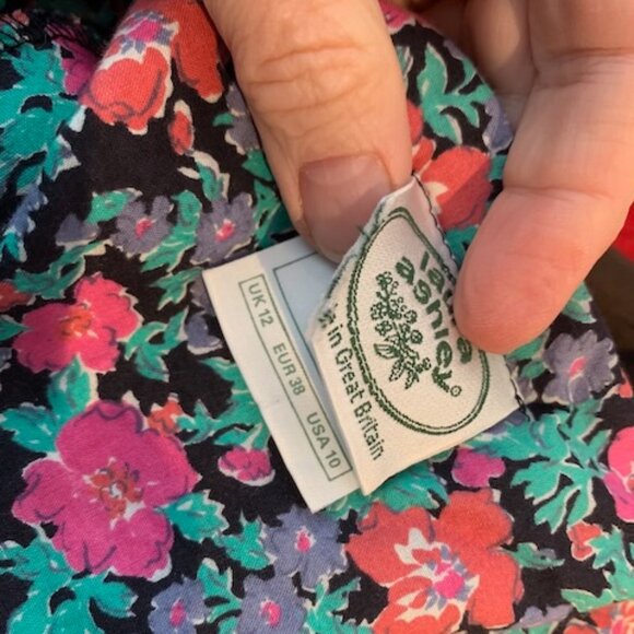 Vintage Laura Ashley black with pink and green floral dress US10 - Picture 5 of 5